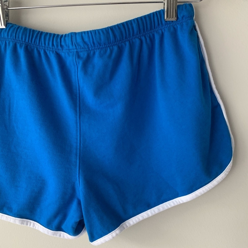 Tucker + Tate retro dolphin silhouette shorts - Picture 4 of 6